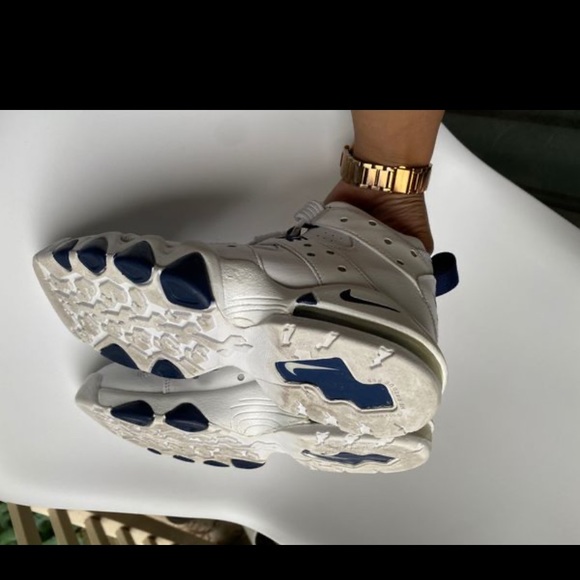 “CHARLES BARKELY” Nike Air Max 2 CB White Size 7y - Picture 3 of 4